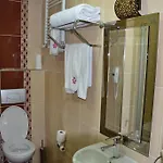 Hotel Cosmos 2*